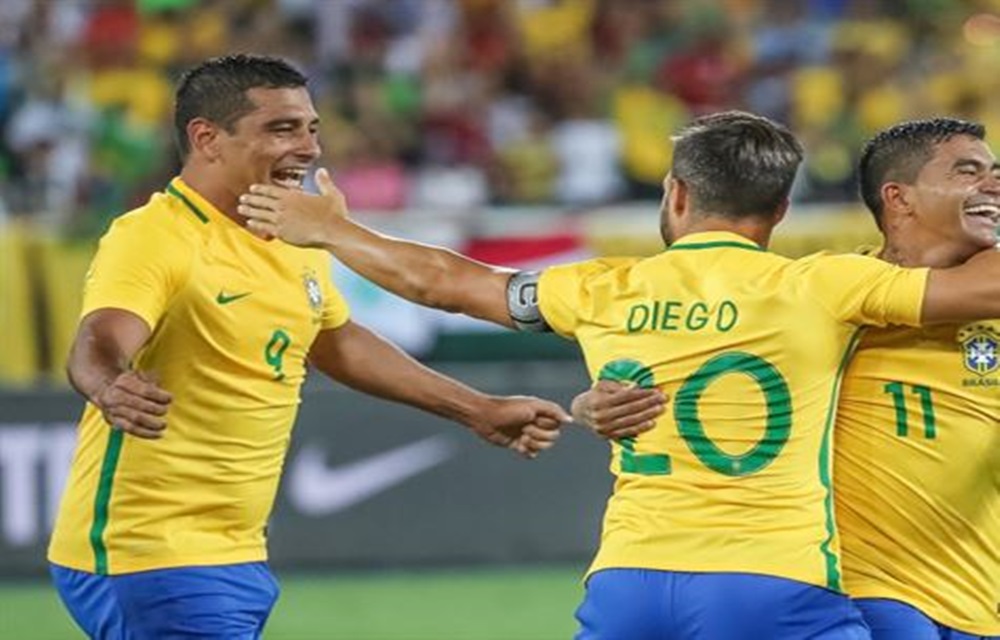 Ir para  <p>Perto de garantir a classifica&ccedil;&atilde;o para a Copa do Mundo de 2018, na R&uacute;ssia, o t&eacute;cnico Tite divulgou nesta sexta-feira os convocados para as pr&oacute;ximas duas partidas da...